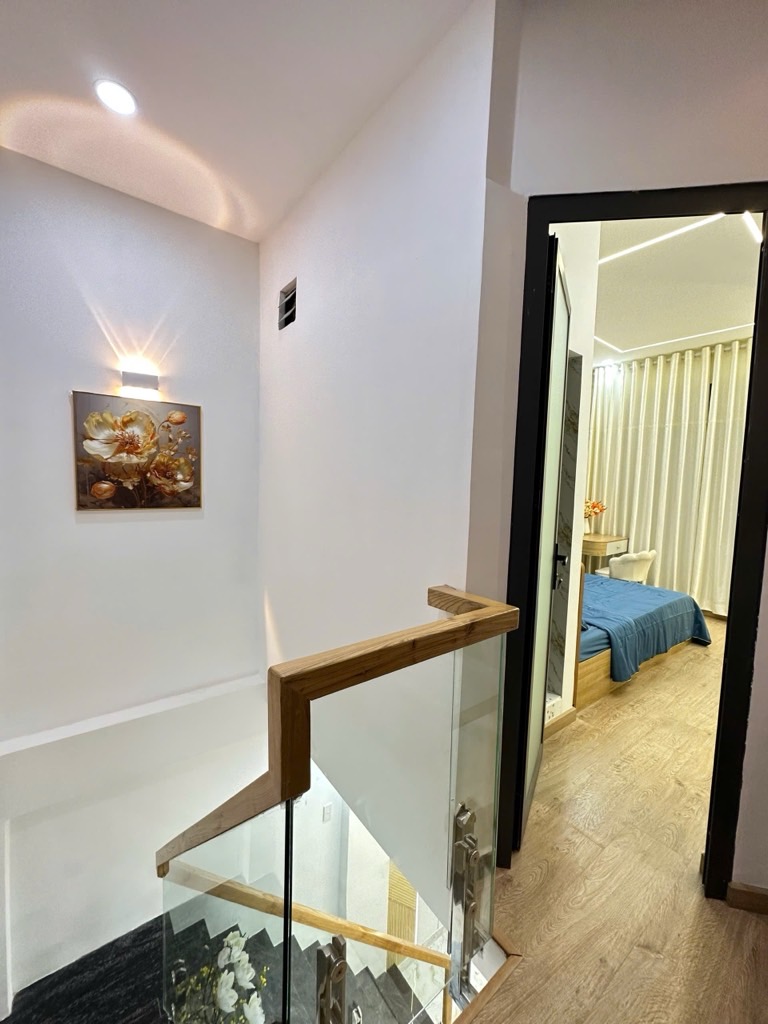 BÁN NHÀ HẺM LÊ HỒNG PHONG 14.5 M2 3 TẦNG GIÁ 4.35 TỶ